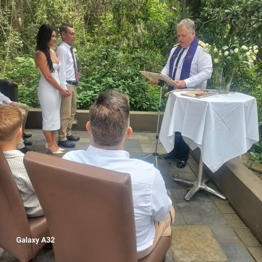 Wedding ceremony by Dr. Gerrit Rademeyer in Trompsburg