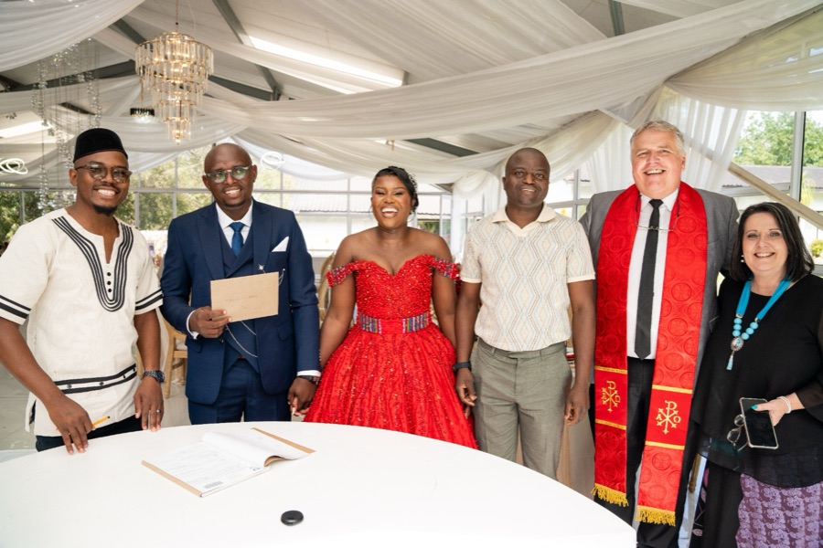 Wedding ceremony by Dr. Gerrit Rademeyer in Trompsburg